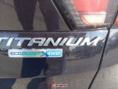 Used 2019 Ford Escape Titanium image 8