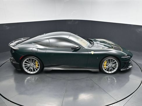 Used 2021 Ferrari Roma RWD image 17