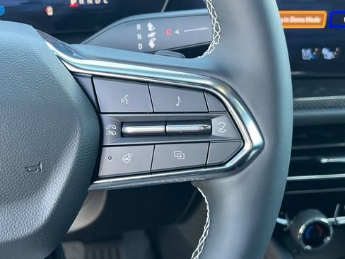 New 2026 Chevrolet Traverse High Country image 23