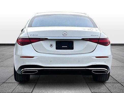 Certified 2022 Mercedes-Benz S 500 4MATIC image 8