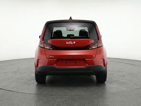 Used 2025 Kia Soul LX w/ LX Technology Package image 7