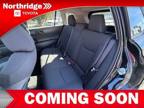Used 2024 Toyota Corolla Cross LE w/ Moonroof Package image 7