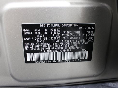 Used 2017 Subaru Outback 3.6R Limited AWD/4WD image 42