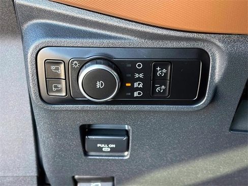 Used 2024 Ford Bronco Outer Banks image 29