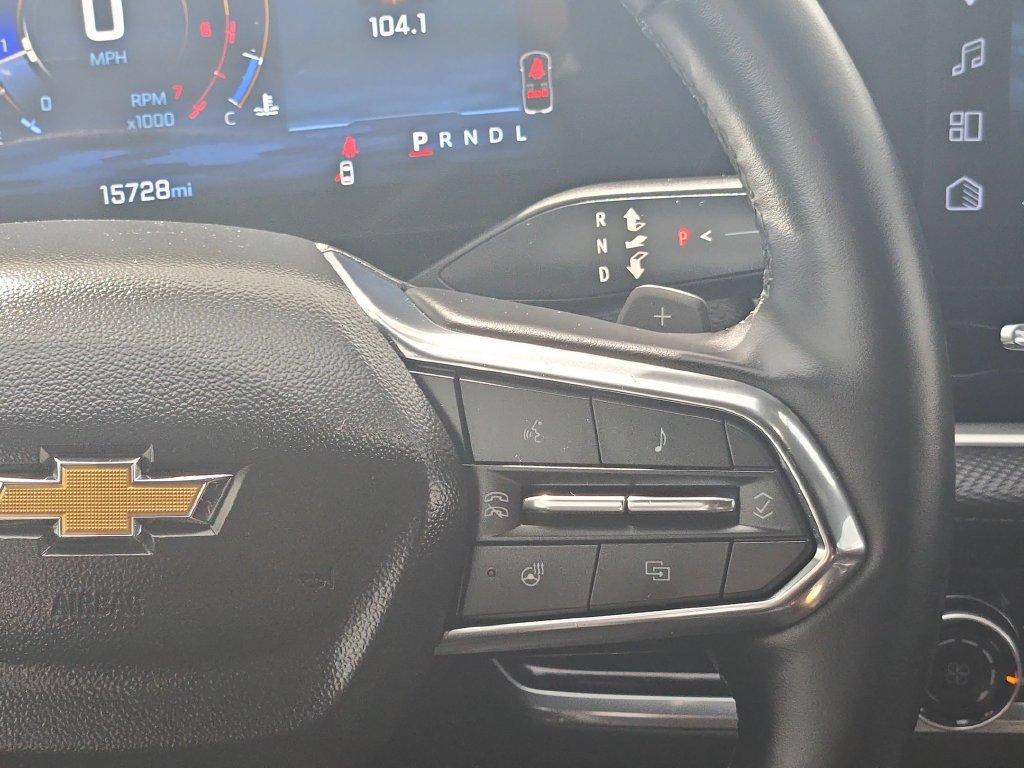 Used 2026 Chevrolet Equinox LT FWD image 24