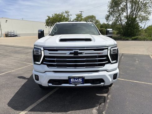 New 2026 Chevrolet Silverado 2500 LT w/ Z71 Chrome Sport Edition AWD/4WD image 2