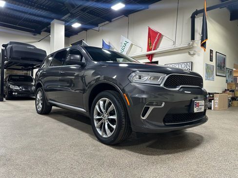 Used 2021 Dodge Durango SXT image 6