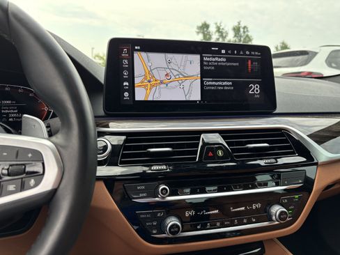Used 2023 BMW 540i w/ M Sport Package RWD image 30