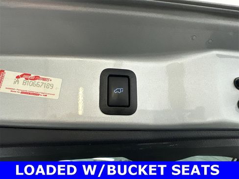 Used 2018 Toyota Highlander XLE image 21