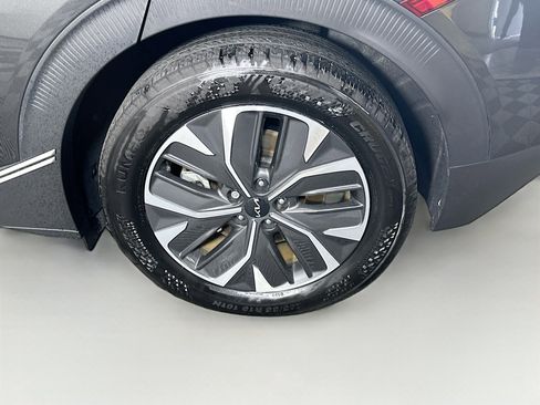 Used 2024 Kia EV6 Light image 11