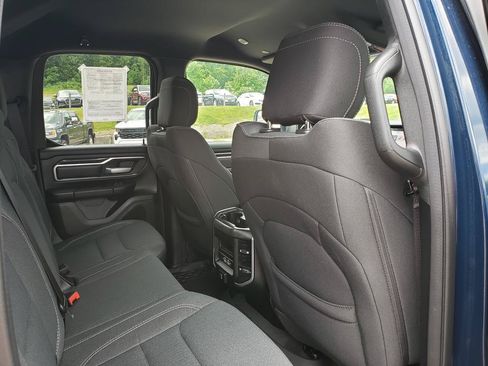 Used 2022 RAM 1500 Big Horn AWD/4WD image 19