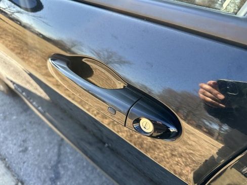 Used 2017 Jeep Cherokee High Altitude w/ Technology Group image 26