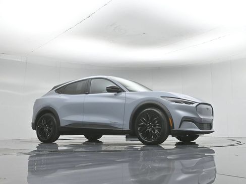New 2026 Ford Mustang Mach-E Select RWD image 3