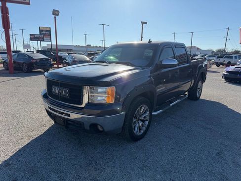 Used 2010 GMC Sierra 1500 SLE w/ Texas Edition image 3