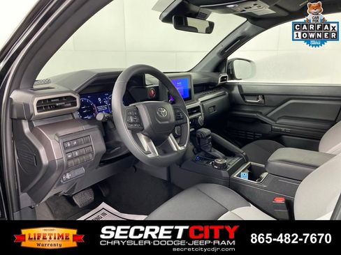 Used 2026 Toyota Tacoma TRD Off-Road AWD/4WD image 11