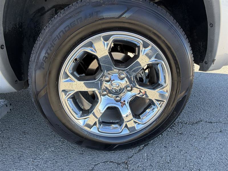 Used 2017 RAM 1500 Laramie w/ Convenience Group RWD image 12