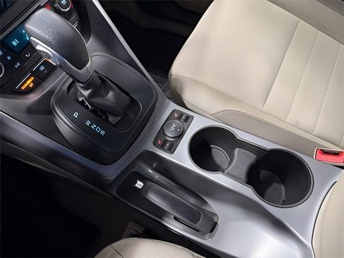 Used 2015 Ford Escape SE w/ Equipment Group 201A image 23