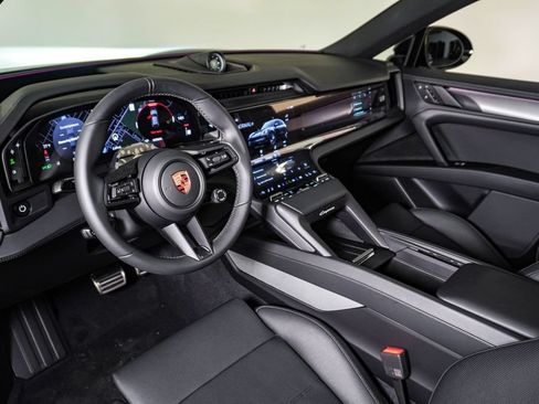 New 2026 Porsche Cayenne Electric AWD/4WD image 4