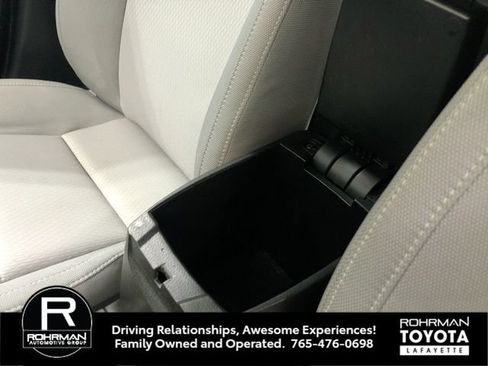Used 2014 Toyota Corolla LE w/ Body Protection Package FWD image 28