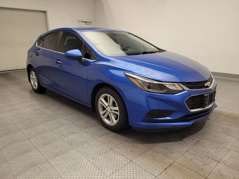 Used 2017 Chevrolet Cruze LT w/ Convenience Package FWD image 13