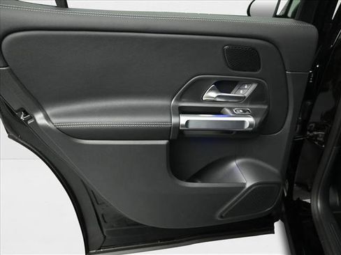 New 2026 Mercedes-Benz GLB 250 4MATIC image 23