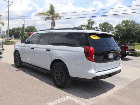 Used 2025 Ford Expedition Max Active AWD/4WD image 10