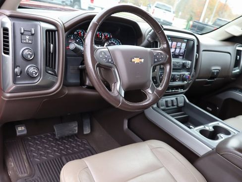 Used 2019 Chevrolet Silverado 2500 LTZ w/ Vortec Plus Package image 4