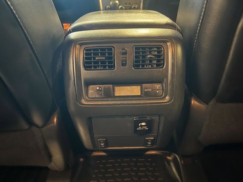 Used 2017 Nissan Pathfinder SL w/ SL Premium Package image 30