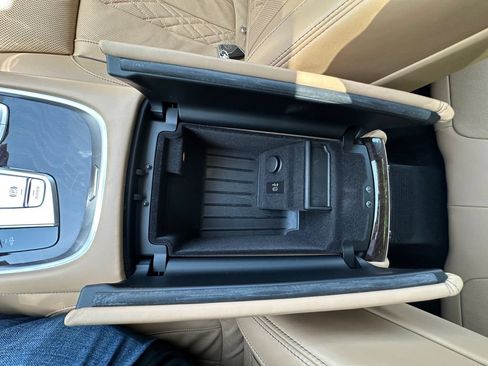 Used 2020 BMW 750i xDrive w/ Executive Package AWD/4WD image 33