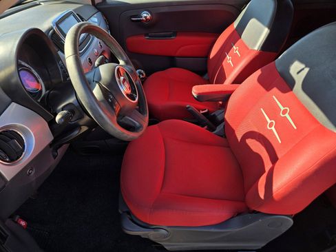 Used 2016 FIAT 500 Pop image 10
