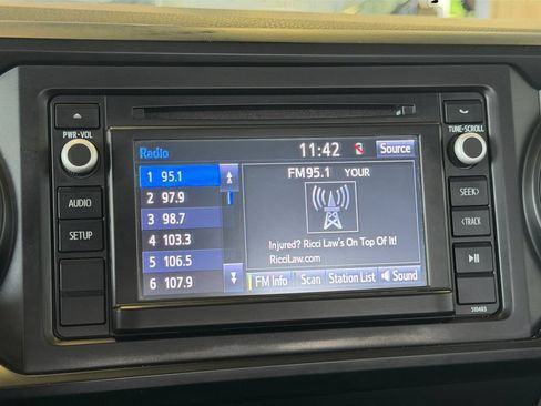 Used 2019 Toyota Tacoma SR w/ SR Convenience Package AWD/4WD image 19