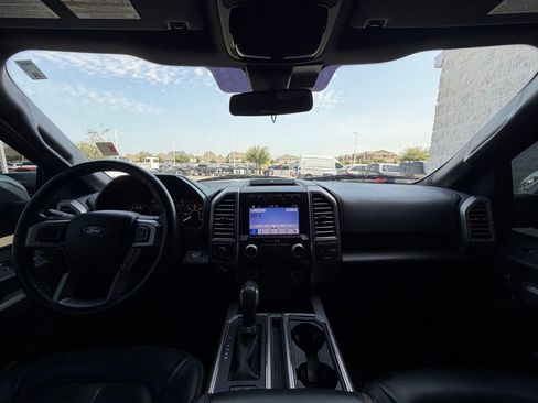 Used 2019 Ford F150 Platinum w/ Equipment Group 701A Luxury AWD/4WD image 28
