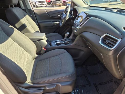 Used 2019 Chevrolet Equinox LT image 20