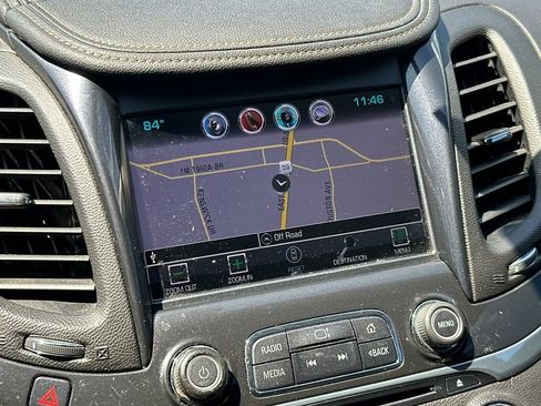 Used 2018 Chevrolet Impala Premier FWD image 18