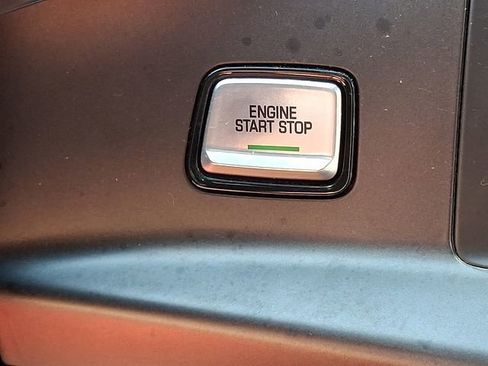 Used 2018 Chevrolet Corvette Stingray Coupe w/ 1LT image 18