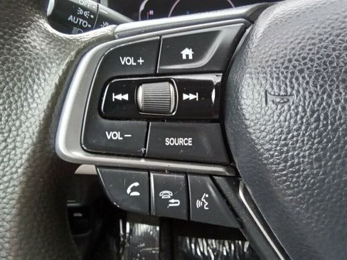Used 2019 Honda Accord LX image 13