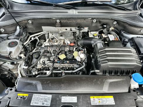 Used 2024 Volkswagen Atlas SE image 13