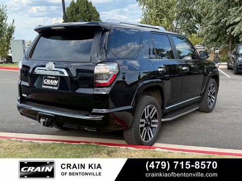 Used 2021 Toyota 4Runner Limited AWD/4WD image 7