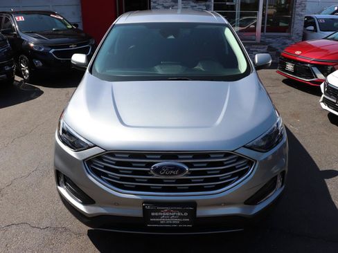 Used 2024 Ford Edge Titanium AWD/4WD image 9