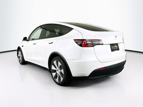 Used 2021 Tesla Model Y Long Range AWD/4WD image 5