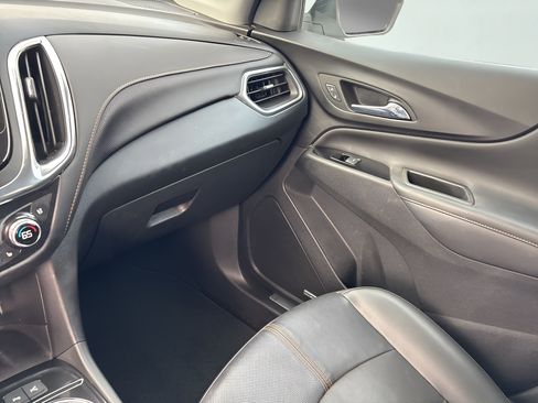 Used 2022 Chevrolet Equinox Premier AWD/4WD image 44