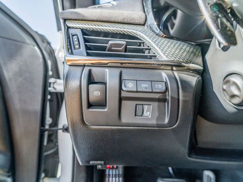 Used 2018 Cadillac CTS V w/ Luxury Package image 29