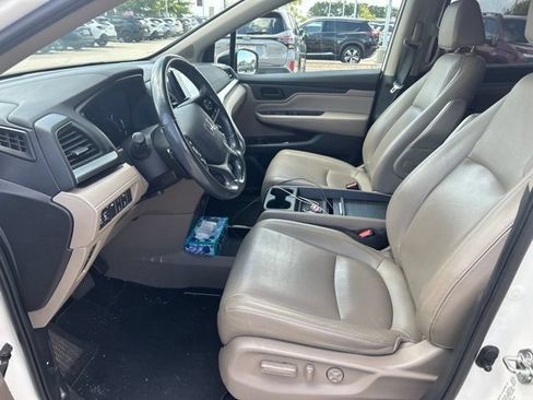 Used 2019 Honda Odyssey Touring image 5