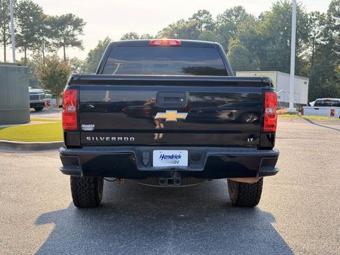 Used 2018 Chevrolet Silverado 1500 LT w/ All Star Edition AWD/4WD image 11