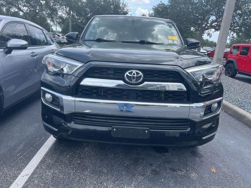 Used 2019 Toyota 4Runner Limited AWD/4WD image 2