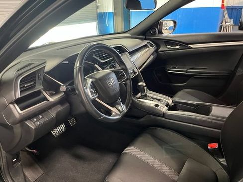 Used 2020 Honda Civic Sport image 22