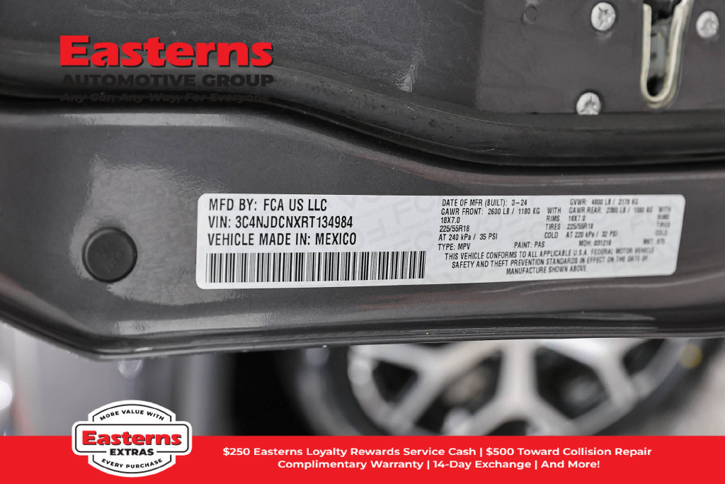 Used 2024 Jeep Compass Limited AWD/4WD image 34