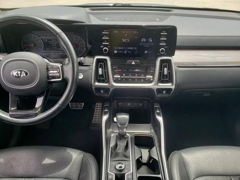 Used 2021 Kia Sorento EX AWD/4WD image 17