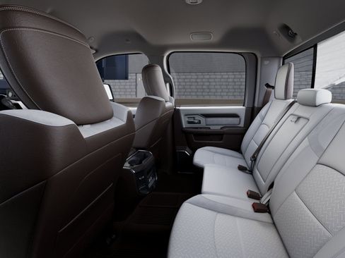 New 2026 RAM 2500 Laramie AWD/4WD image 23