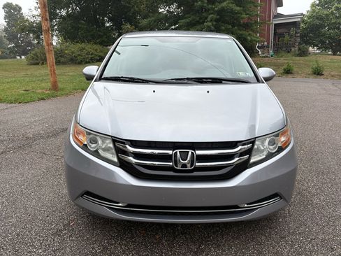 Used 2017 Honda Odyssey EX image 2
